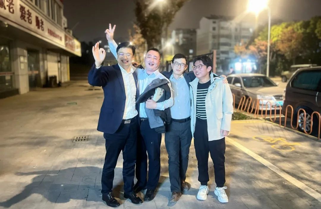 感動故事匯：照片背后的故事——無懼黑夜，只因心中有光